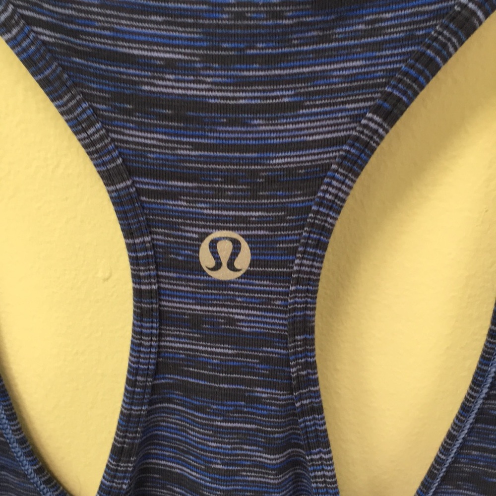 🏃🏼♀️Lululemon Blue Tank Top - Picture 7 of 8